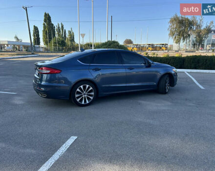 Синій Форд Фьюжен, об'ємом двигуна 2 л та пробігом 182 тис. км за 12900 $, фото 4 на Automoto.ua