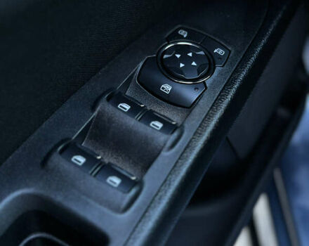 Синій Форд Фьюжен, об'ємом двигуна 2 л та пробігом 185 тис. км за 15000 $, фото 34 на Automoto.ua