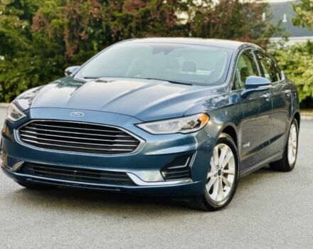 Форд Фьюжн 2019 в Ровно на Automoto.ua Синий Форд Фьюжн, объемом двигателя 2 л и пробегом 34 тыс. км за 3300 $, фото 2 на Automoto.ua