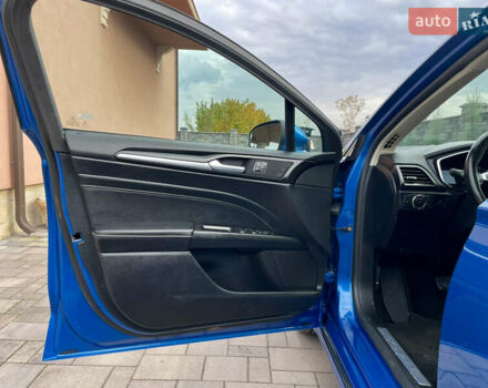 Синій Форд Фьюжен, об'ємом двигуна 2 л та пробігом 170 тис. км за 12300 $, фото 29 на Automoto.ua