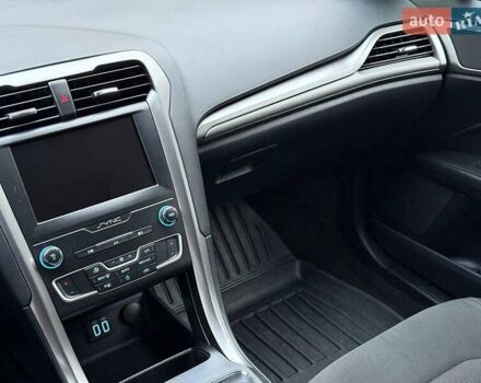 Синий Форд Фьюжн, объемом двигателя 1.5 л и пробегом 69 тыс. км за 12590 $, фото 19 на Automoto.ua