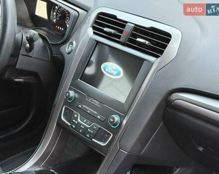 Синий Форд Фьюжн, объемом двигателя 1.5 л и пробегом 69 тыс. км за 12590 $, фото 17 на Automoto.ua