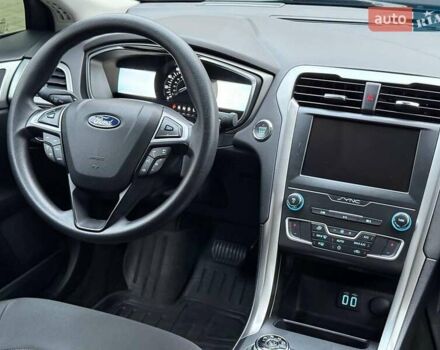 Синий Форд Фьюжн, объемом двигателя 1.5 л и пробегом 69 тыс. км за 12590 $, фото 20 на Automoto.ua