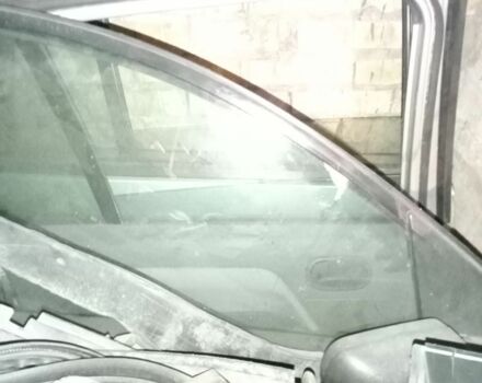 Синий Форд Фьюжн, объемом двигателя 1 л и пробегом 60 тыс. км за 3500 $, фото 13 на Automoto.ua