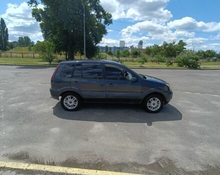 Синий Форд Фьюжн, объемом двигателя 1 л и пробегом 60 тыс. км за 3500 $, фото 1 на Automoto.ua