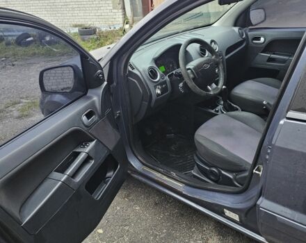 Синій Форд Фьюжен, об'ємом двигуна 1.4 л та пробігом 445 тис. км за 2300 $, фото 8 на Automoto.ua