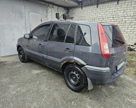 Синій Форд Фьюжен, об'ємом двигуна 1.4 л та пробігом 445 тис. км за 2300 $, фото 4 на Automoto.ua