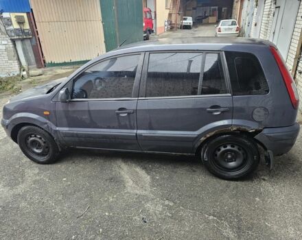 Синій Форд Фьюжен, об'ємом двигуна 1.4 л та пробігом 445 тис. км за 2300 $, фото 5 на Automoto.ua