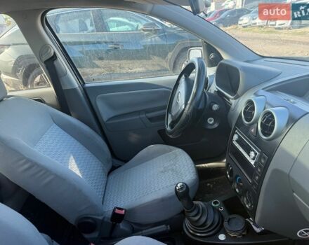 Синій Форд Фьюжен, об'ємом двигуна 1.4 л та пробігом 150 тис. км за 1700 $, фото 1 на Automoto.ua