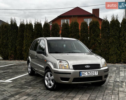 Синий Форд Фьюжн, объемом двигателя 1.4 л и пробегом 300 тыс. км за 2850 $, фото 1 на Automoto.ua