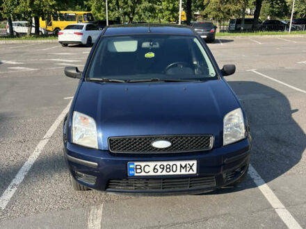 Форд Фьюжн 2004 в Львове на Automoto.ua Синий Форд Фьюжн, объемом двигателя 1.39 л и пробегом 282 тыс. км за 4700 $, фото 1 на Automoto.ua