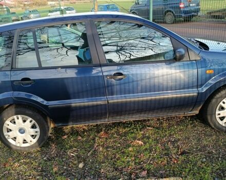 Синий Форд Фьюжн, объемом двигателя 1 л и пробегом 164 тыс. км за 1730 $, фото 1 на Automoto.ua