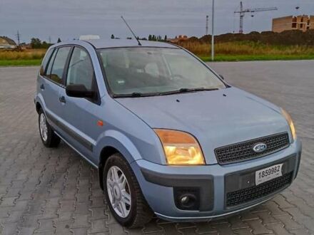 Форд Фьюжн 2006 в Луцке на Automoto.ua Синий Форд Фьюжн, объемом двигателя 1.6 л и пробегом 233 тыс. км за 2400 $, фото 1 на Automoto.ua