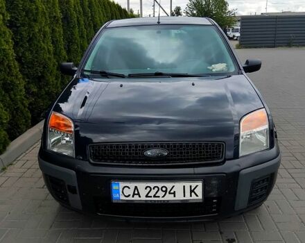 Синий Форд Фьюжн, объемом двигателя 1.2 л и пробегом 283 тыс. км за 3500 $, фото 1 на Automoto.ua