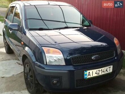 Форд Фьюжн 2008 в Ржищеве на Automoto.ua Синий Форд Фьюжн, объемом двигателя 1.39 л и пробегом 250 тыс. км за 4300 $, фото 1 на Automoto.ua