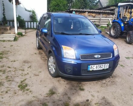Синий Форд Фьюжн, объемом двигателя 1.4 л и пробегом 250 тыс. км за 3750 $, фото 1 на Automoto.ua