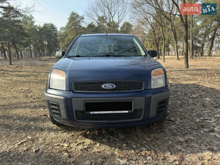 Форд Фьюжн 2010 в Чернигове на Automoto.ua Синий Форд Фьюжн, объемом двигателя 1.39 л и пробегом 224 тыс. км за 4400 $, фото 1 на Automoto.ua