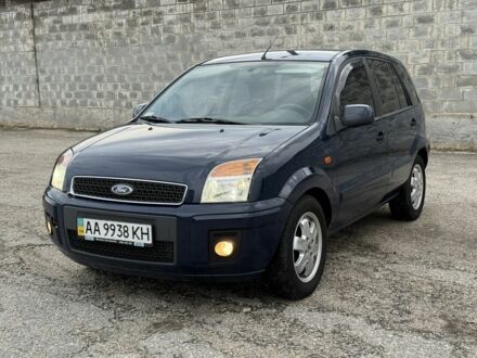 Синий Форд Фьюжн, объемом двигателя 1.6 л и пробегом 255 тыс. км за 4527 $, фото 1 на Automoto.ua