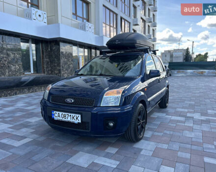 Синий Форд Фьюжн, объемом двигателя 1.4 л и пробегом 220 тыс. км за 5750 $, фото 1 на Automoto.ua