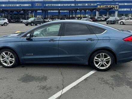 Синій Форд Фьюжен, об'ємом двигуна 2 л та пробігом 270 тис. км за 10100 $, фото 1 на Automoto.ua