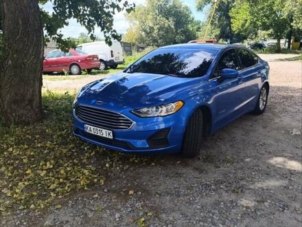 Форд Фьюжен 2019 у Києві на Automoto.ua Синій Форд Фьюжен, об'ємом двигуна 2 л та пробігом 155 тис. км за 15000 $, фото 1 на Automoto.ua