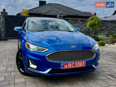 Форд Фьюжн 2020 в Ровно на Automoto.ua Синий Форд Фьюжн, объемом двигателя 2 л и пробегом 170 тыс. км за 12800 $, фото 1 на Automoto.ua