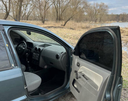 Форд Фьюжн 2003 в Киеве на Automoto.ua Зеленый Форд Фьюжн, объемом двигателя 1.4 л и пробегом 250 тыс. км за 3300 $, фото 12 на Automoto.ua