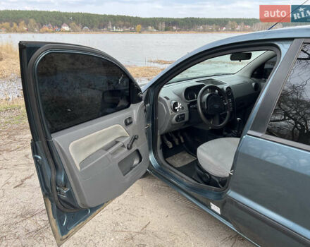 Форд Фьюжн 2003 в Киеве на Automoto.ua Зеленый Форд Фьюжн, объемом двигателя 1.4 л и пробегом 250 тыс. км за 3300 $, фото 11 на Automoto.ua