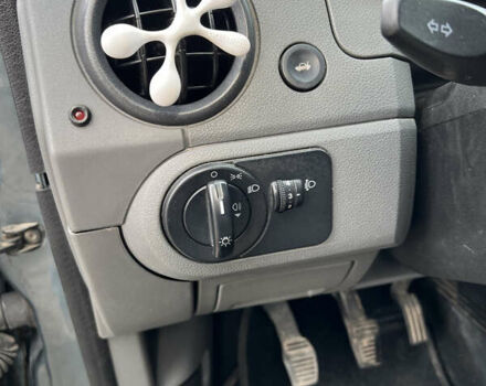 Форд Фьюжн 2003 в Киеве на Automoto.ua Зеленый Форд Фьюжн, объемом двигателя 1.4 л и пробегом 250 тыс. км за 3300 $, фото 17 на Automoto.ua