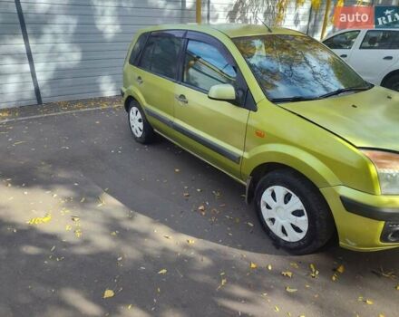 Зеленый Форд Фьюжн, объемом двигателя 1.39 л и пробегом 313 тыс. км за 3100 $, фото 5 на Automoto.ua