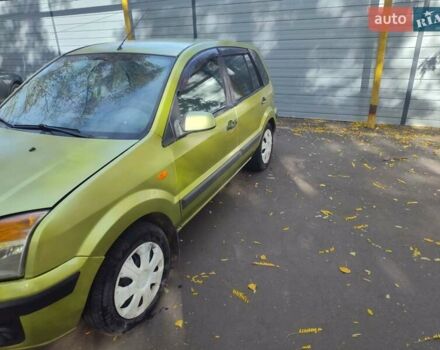 Зеленый Форд Фьюжн, объемом двигателя 1.39 л и пробегом 313 тыс. км за 3100 $, фото 6 на Automoto.ua