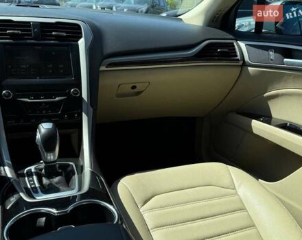 Зелений Форд Фьюжен, об'ємом двигуна 2 л та пробігом 181 тис. км за 11999 $, фото 14 на Automoto.ua