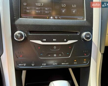 Зелений Форд Фьюжен, об'ємом двигуна 2 л та пробігом 181 тис. км за 11999 $, фото 18 на Automoto.ua