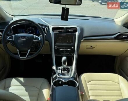 Зелений Форд Фьюжен, об'ємом двигуна 2 л та пробігом 181 тис. км за 11999 $, фото 11 на Automoto.ua