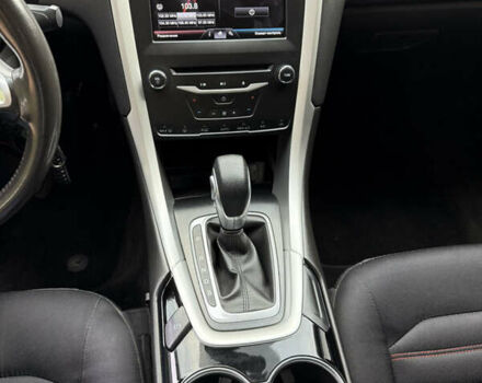 Зелений Форд Фьюжен, об'ємом двигуна 2.49 л та пробігом 183 тис. км за 10900 $, фото 10 на Automoto.ua