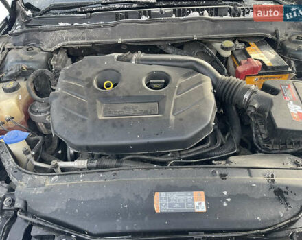 Зелений Форд Фьюжен, об'ємом двигуна 2 л та пробігом 326 тис. км за 7990 $, фото 44 на Automoto.ua