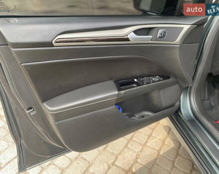 Зеленый Форд Фьюжн, объемом двигателя 2 л и пробегом 326 тыс. км за 9000 $, фото 23 на Automoto.ua