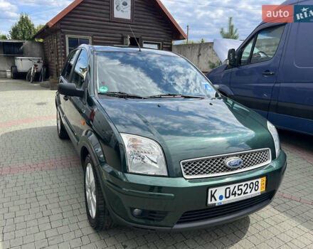 Зелений Форд Фьюжен, об'ємом двигуна 0 л та пробігом 158 тис. км за 5450 $, фото 4 на Automoto.ua