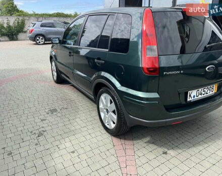 Зелений Форд Фьюжен, об'ємом двигуна 0 л та пробігом 158 тис. км за 5450 $, фото 1 на Automoto.ua
