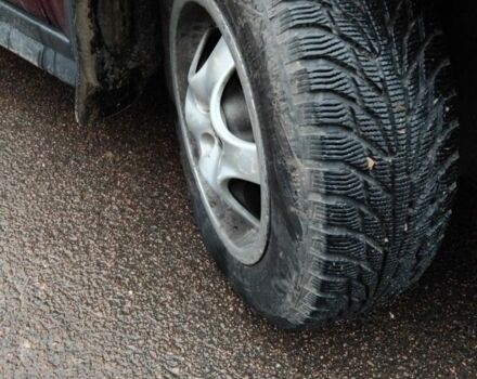 Красный Форд ГТ, объемом двигателя 1.6 л и пробегом 318 тыс. км за 2450 $, фото 7 на Automoto.ua