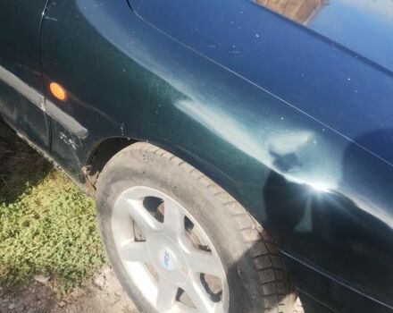 Зеленый Форд ГТ, объемом двигателя 2 л и пробегом 350 тыс. км за 1559 $, фото 1 на Automoto.ua