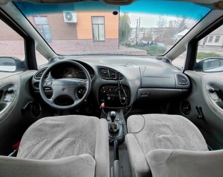 Білий Форд Галаксі, об'ємом двигуна 1.9 л та пробігом 300 тис. км за 1750 $, фото 10 на Automoto.ua