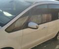 Белый Форд Галакси, объемом двигателя 2 л и пробегом 370 тыс. км за 8499 $, фото 3 на Automoto.ua