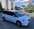 Белый Форд Галакси, объемом двигателя 2 л и пробегом 230 тыс. км за 11000 $, фото 7 на Automoto.ua