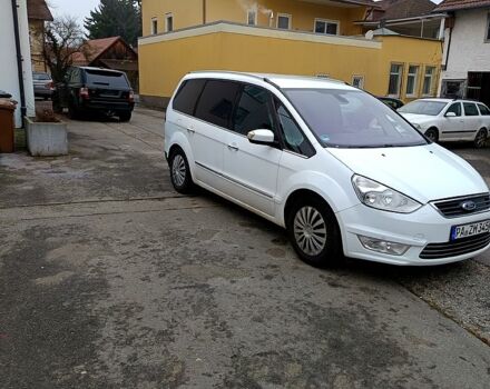 Белый Форд Галакси, объемом двигателя 2 л и пробегом 305 тыс. км за 5000 $, фото 1 на Automoto.ua