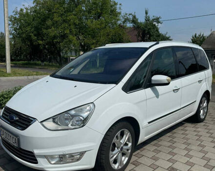 Білий Форд Галаксі, об'ємом двигуна 2 л та пробігом 260 тис. км за 11000 $, фото 4 на Automoto.ua