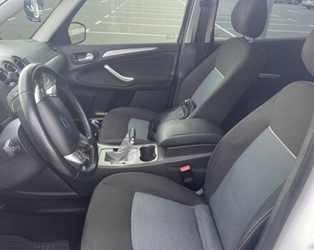 Форд Галакси 2011 в Киеве на Automoto.ua Белый Форд Галакси, объемом двигателя 1.6 л и пробегом 247 тыс. км за 9100 $, фото 15 на Automoto.ua