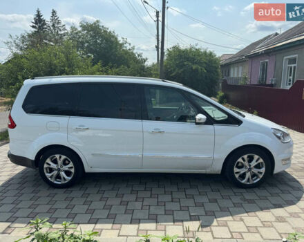 Белый Форд Галакси, объемом двигателя 2 л и пробегом 260 тыс. км за 9600 $, фото 1 на Automoto.ua