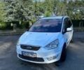 Білий Форд Галаксі, об'ємом двигуна 2 л та пробігом 292 тис. км за 9500 $, фото 1 на Automoto.ua