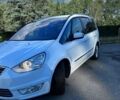 Білий Форд Галаксі, об'ємом двигуна 2 л та пробігом 292 тис. км за 9500 $, фото 2 на Automoto.ua